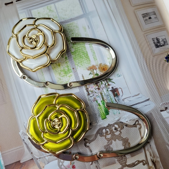 Purse hanger - Picture 2 of 2